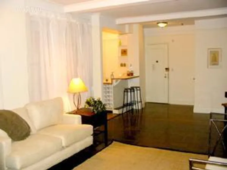 New York City Real Estate | View 130 East 94th Street, 3E | 2 Beds, 1 Bath | View 1