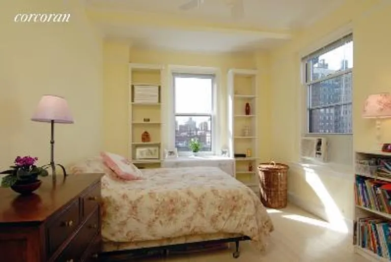 New York City Real Estate | View 139 East 94th Street, 8D | room 2 | View 3