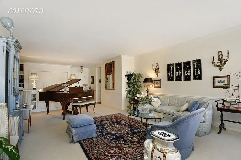 New York City Real Estate | View 35 East 75th Street, 10D | 2 Beds, 2 Baths | View 1