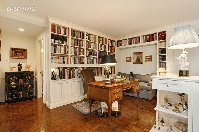 New York City Real Estate | View 35 East 75th Street, 10D | Library area | View 3