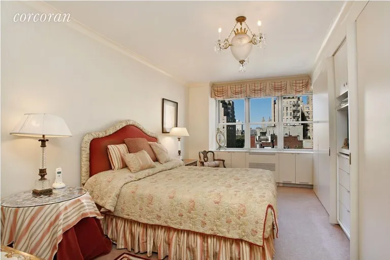 New York City Real Estate | View 35 East 75th Street, 10D | Master Suite | View 5