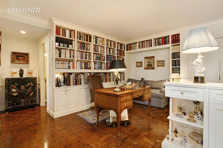 New York City Real Estate | View 35 East 75th Street, 10D | Library | View 9