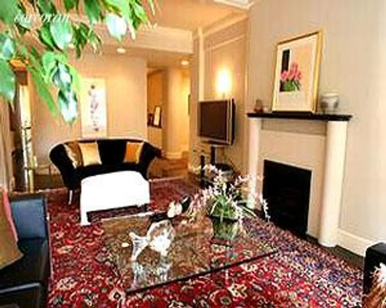 New York City Real Estate | View 130 East 75th Street, 4D | room 1 | View 2
