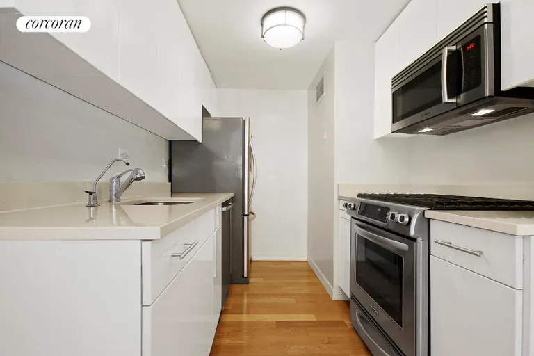 New York City Real Estate | View 7 East 14th Street, 21E | Kitchen | View 4