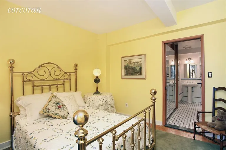New York City Real Estate | View 2166 Broadway, 21D | Bedroom | View 5