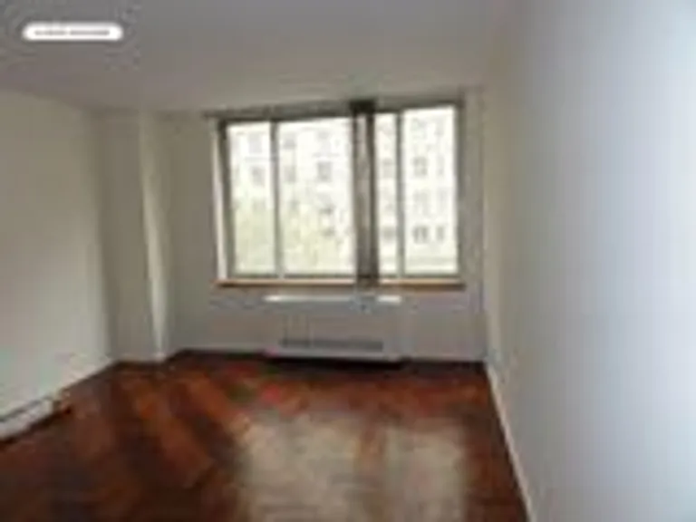 New York City Real Estate | View 2373 Broadway, 305 | Living Room | View 2