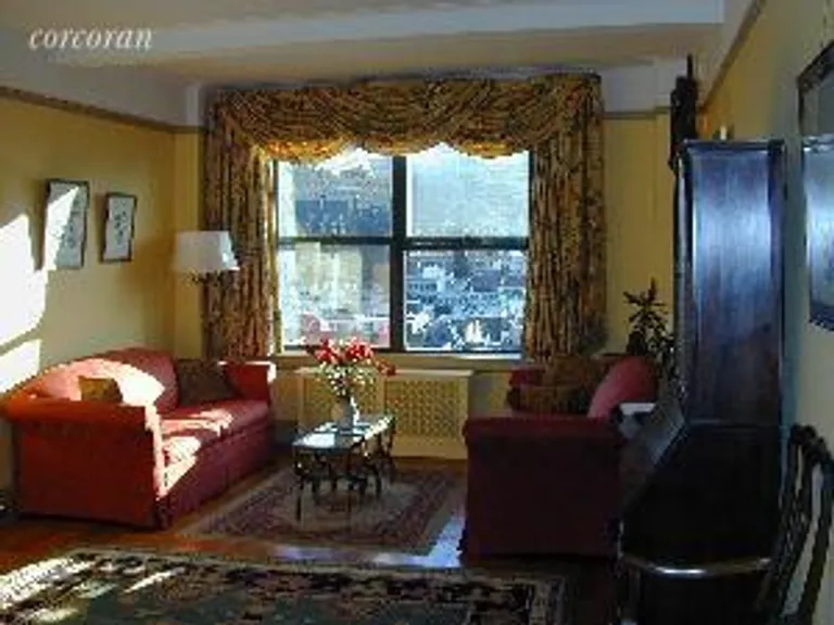 New York City Real Estate | View 40 West 77th Street, 12C | room 1 | View 2
