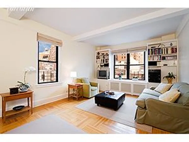 New York City Real Estate | View 314 West 77th Street, 7B | 2 Beds, 1 Bath | View 1