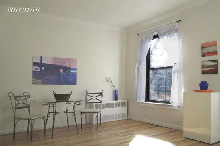 New York City Real Estate | View 105 West 77th Street, 3F | room 1 | View 2