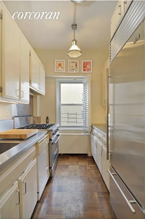 New York City Real Estate | View 201 East 79th Street, 18A | Beautifully Renovated Windowed Kitchen | View 3