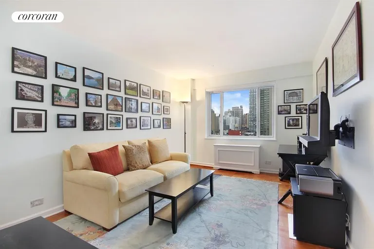 New York City Real Estate | View 180 East End Avenue, 16D | Bedroom | View 3