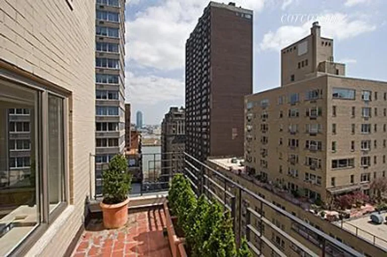 New York City Real Estate | View 411 East 53rd Street, 19B | room 5 | View 6