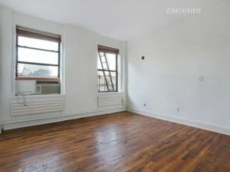 New York City Real Estate | View 10 Bleecker Street, 6D | room 4 | View 5