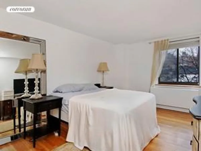 New York City Real Estate | View 445 West 19th Street, 5G | room 2 | View 3