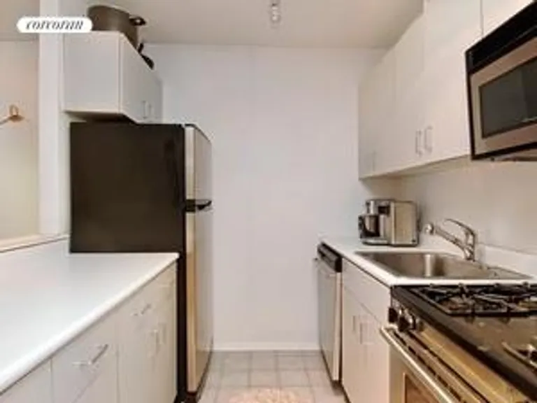 New York City Real Estate | View 445 West 19th Street, 5G | room 3 | View 4