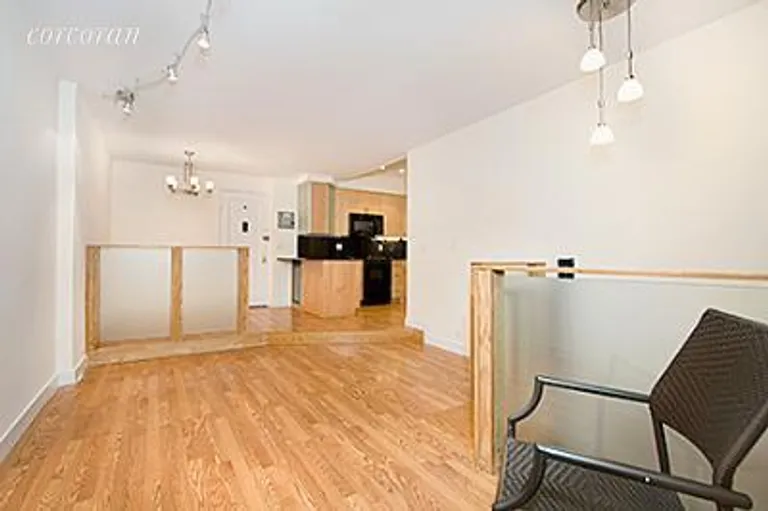 New York City Real Estate | View 210 West 19th Street, 1G | room 2 | View 3
