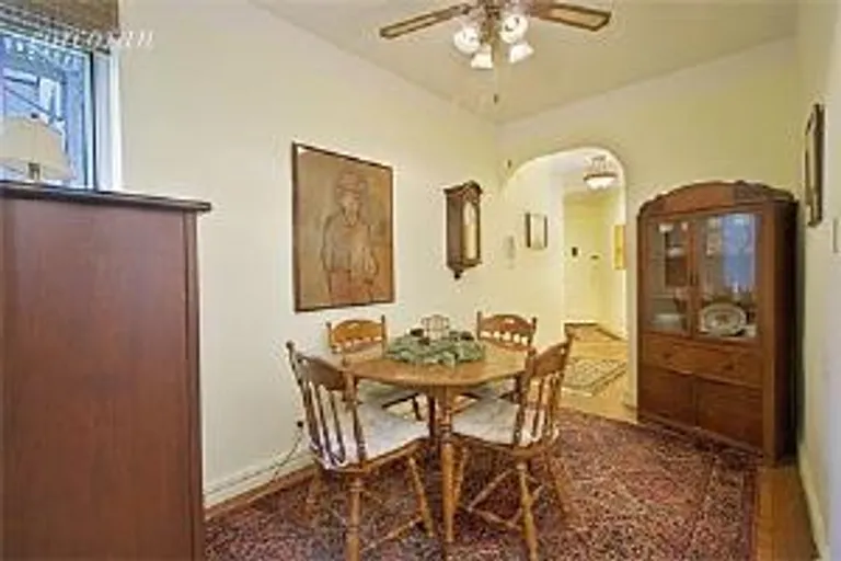 New York City Real Estate | View 210 West 19th Street, 6D | room 2 | View 3