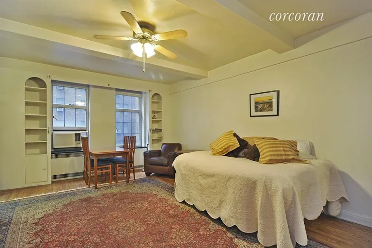 New York City Real Estate | View 405 West 23rd Street, 6I | 1 Bath | View 1