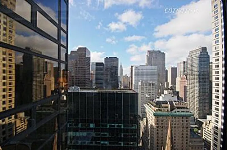 New York City Real Estate | View 721 Fifth Avenue, 40H | room 1 | View 2