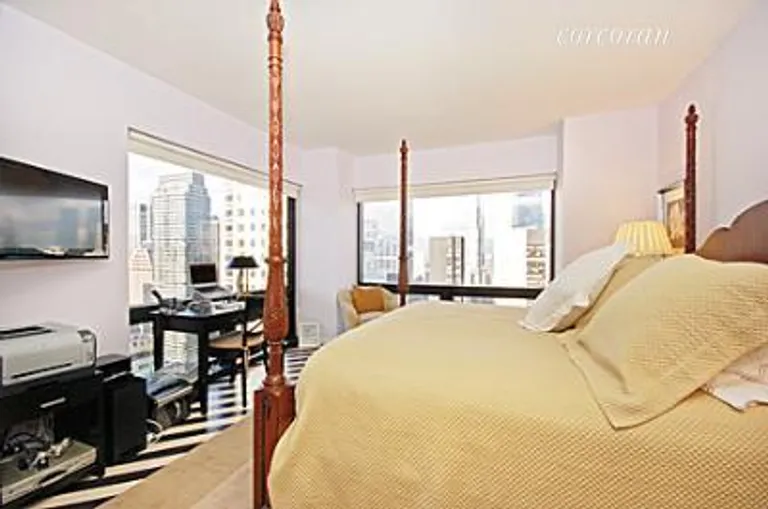 New York City Real Estate | View 721 Fifth Avenue, 40H | room 5 | View 6
