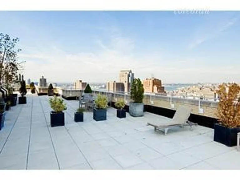 New York City Real Estate | View 270 Broadway, 17C | room 6 | View 7