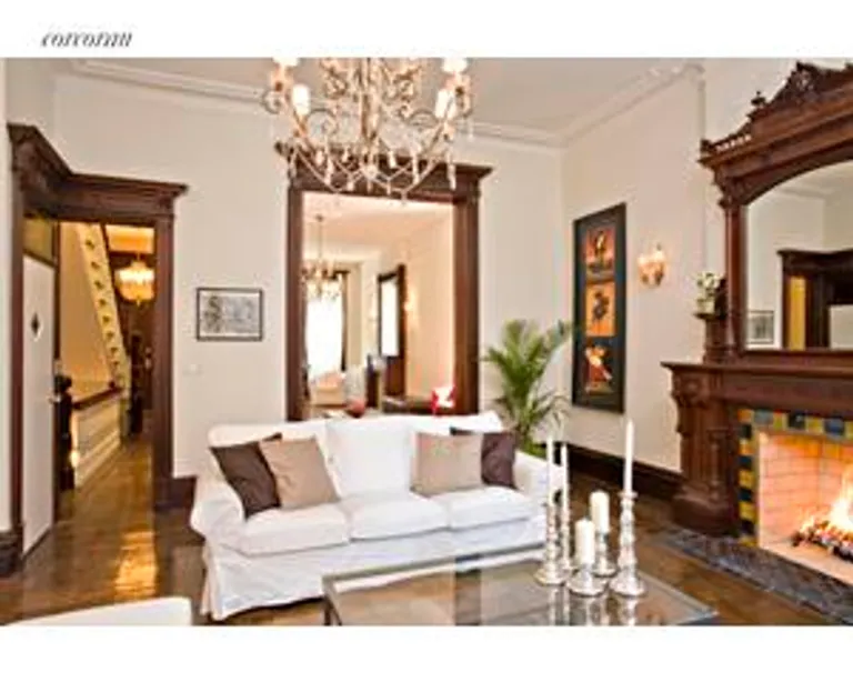 New York City Real Estate | View 135 East 91st Street | room 10 | View 11