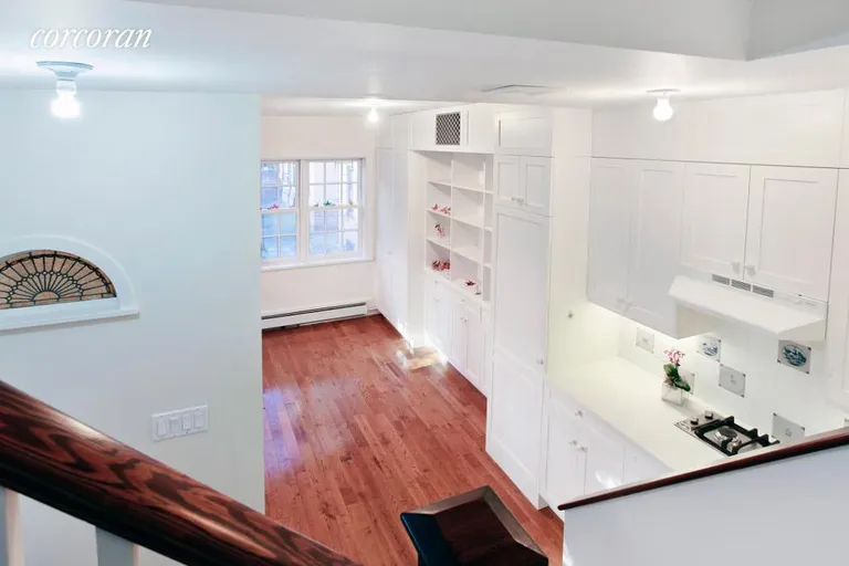 New York City Real Estate | View 16 Hunts Lane | room 4 | View 5
