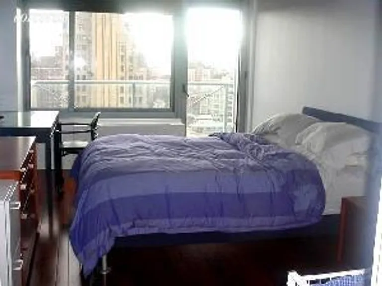New York City Real Estate | View 270 West 17th Street, 19C | room 2 | View 3