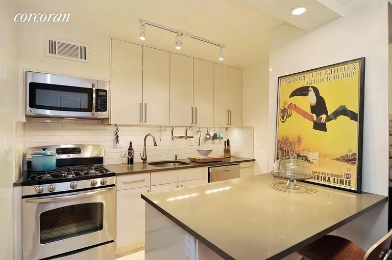 New York City Real Estate | View 130 East 18th Street, 6P | Kitchen | View 2