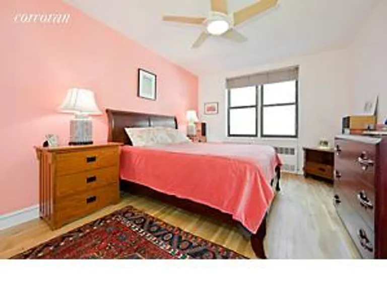 New York City Real Estate | View 211 East 18th Street, 2L | room 2 | View 3