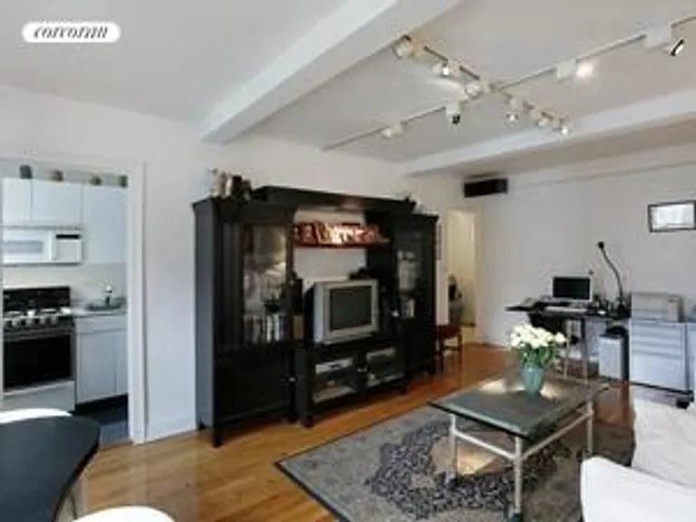 New York City Real Estate | View 300 West 23rd Street, 11K | room 1 | View 2