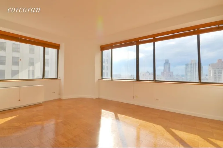 New York City Real Estate | View 45 East 25th Street, 27B | room 2 | View 3