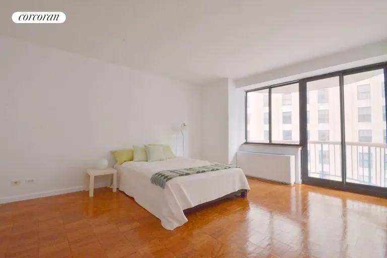 New York City Real Estate | View 45 East 25th Street, 27B | room 4 | View 5