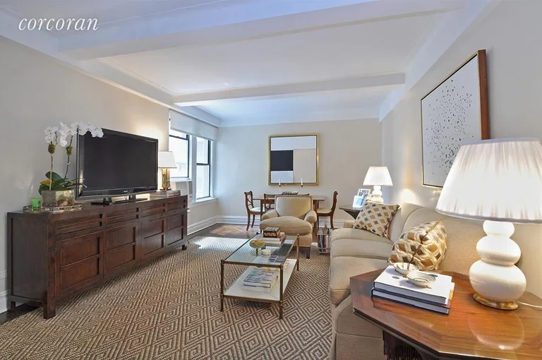 New York City Real Estate | View 140 East 81st Street, 4D | 2 Beds, 2 Baths | View 1