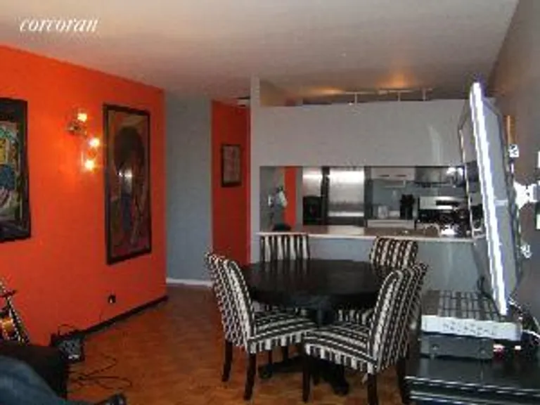 New York City Real Estate | View 350 West 50th Street, 33G | room 2 | View 3