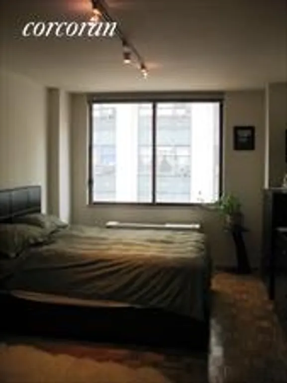 New York City Real Estate | View 350 West 50th Street, 5T | room 2 | View 3
