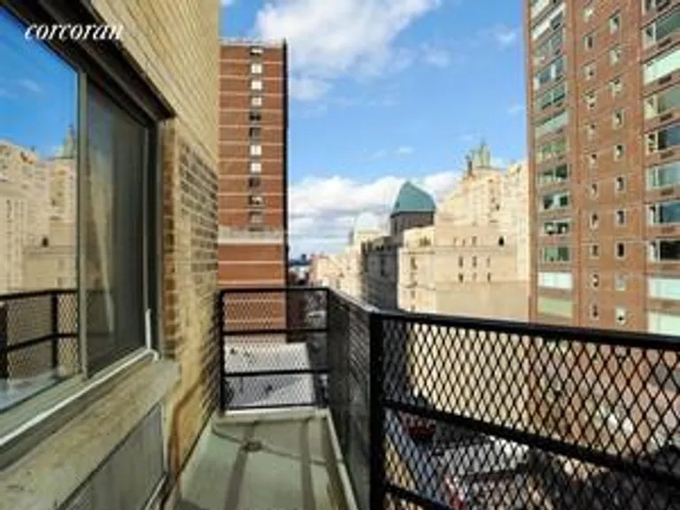 New York City Real Estate | View 310 West 56th Street, 14C | room 2 | View 3