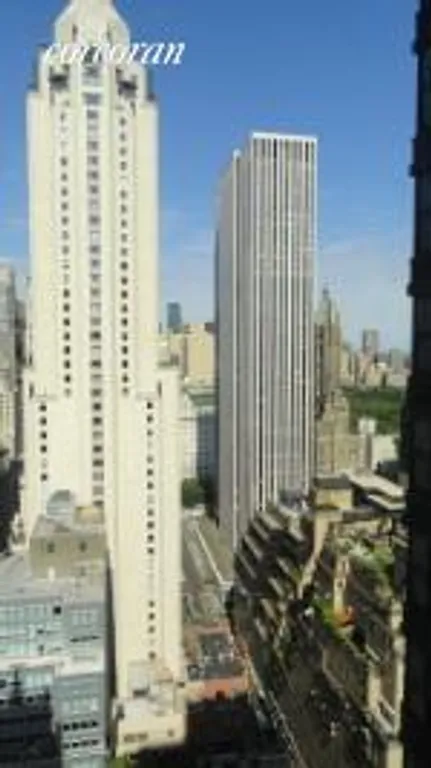 New York City Real Estate | View 117 East 57th Street, 42B | room 10 | View 11