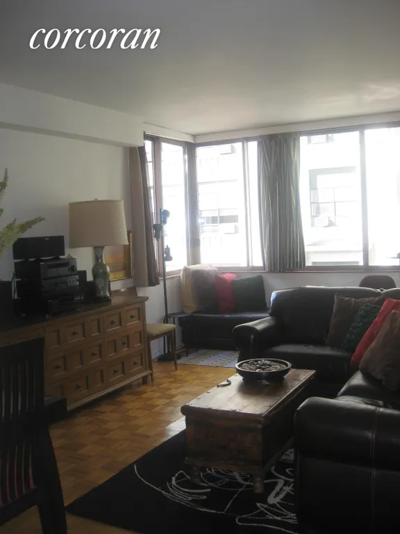 New York City Real Estate | View 350 West 50th Street, 5U | room 1 | View 2