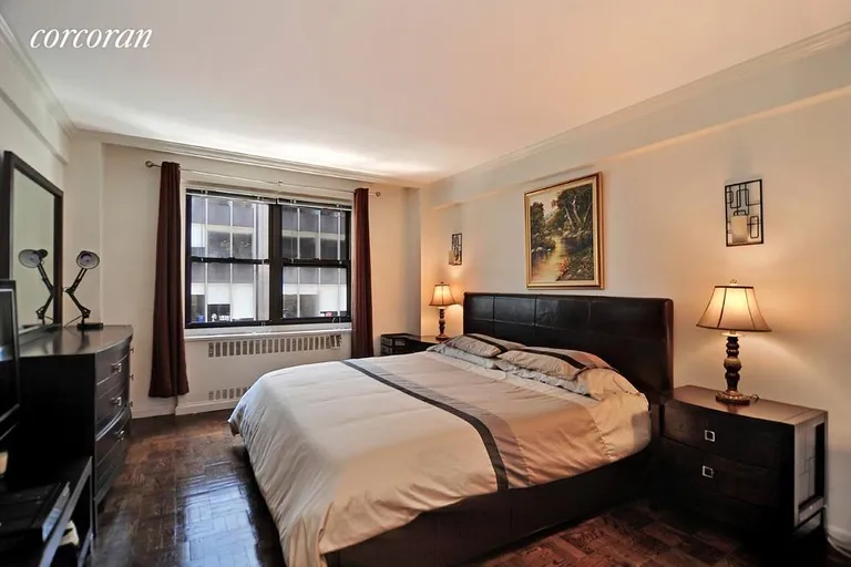 New York City Real Estate | View 135 East 54th Street, 7L | room 1 | View 2