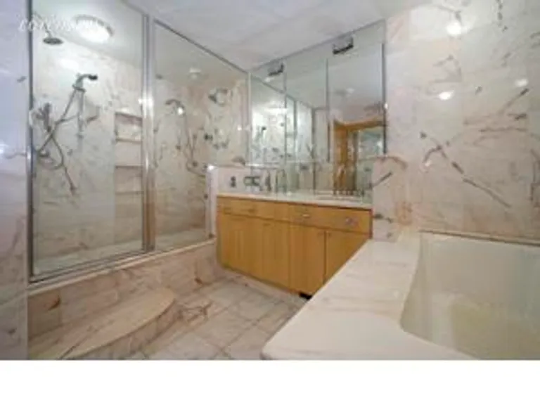 New York City Real Estate | View 20 West 64th Street, 18RS | room 1 | View 2