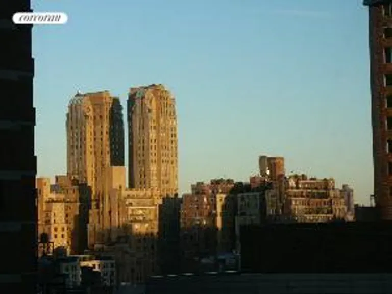 New York City Real Estate | View 130 West 67th Street, 17G | room 5 | View 6
