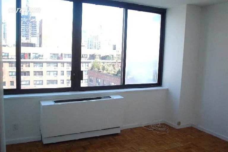 New York City Real Estate | View 403 East 62Nd Street, 9B | room 1 | View 2