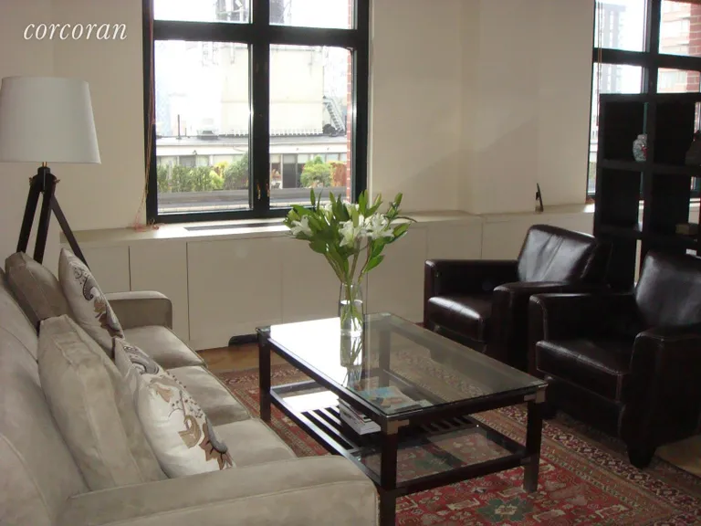New York City Real Estate | View 188 East 70th Street, 17B | room 1 | View 2