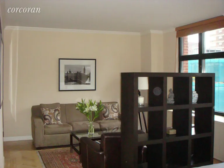 New York City Real Estate | View 188 East 70th Street, 17B | room 2 | View 3