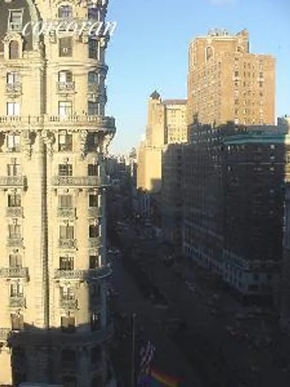 New York City Real Estate | View 201 West 72nd Street, 15H | room 1 | View 2
