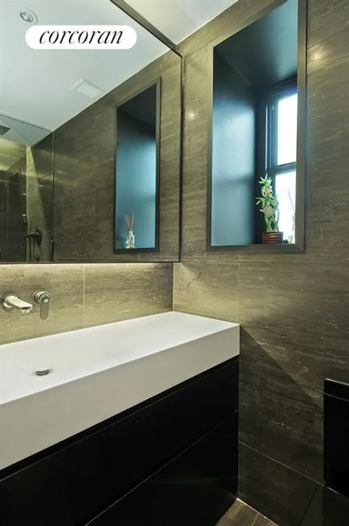 New York City Real Estate | View 253 West 73rd Street, 15F | Bathroom | View 4