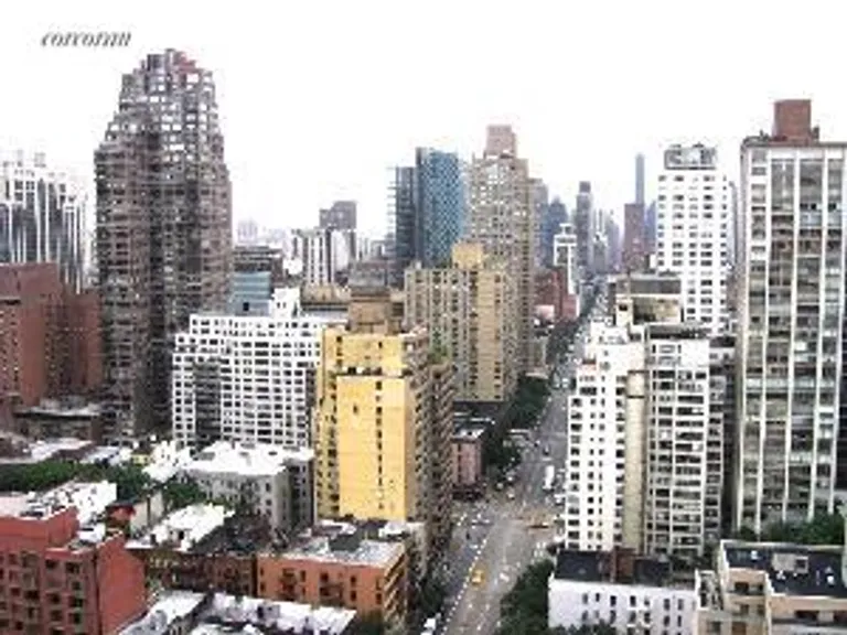 New York City Real Estate | View 330 East 75th Street, 30B | room 13 | View 14