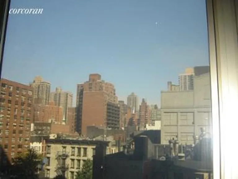 New York City Real Estate | View 301 East 79th Street, 6F | room 1 | View 2