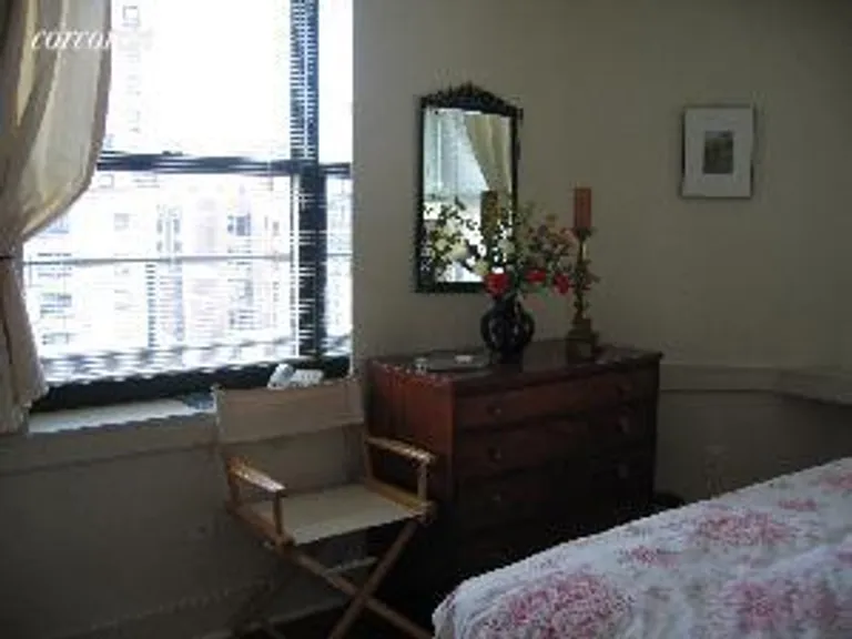 New York City Real Estate | View 253 West 73rd Street, 13D | room 2 | View 3
